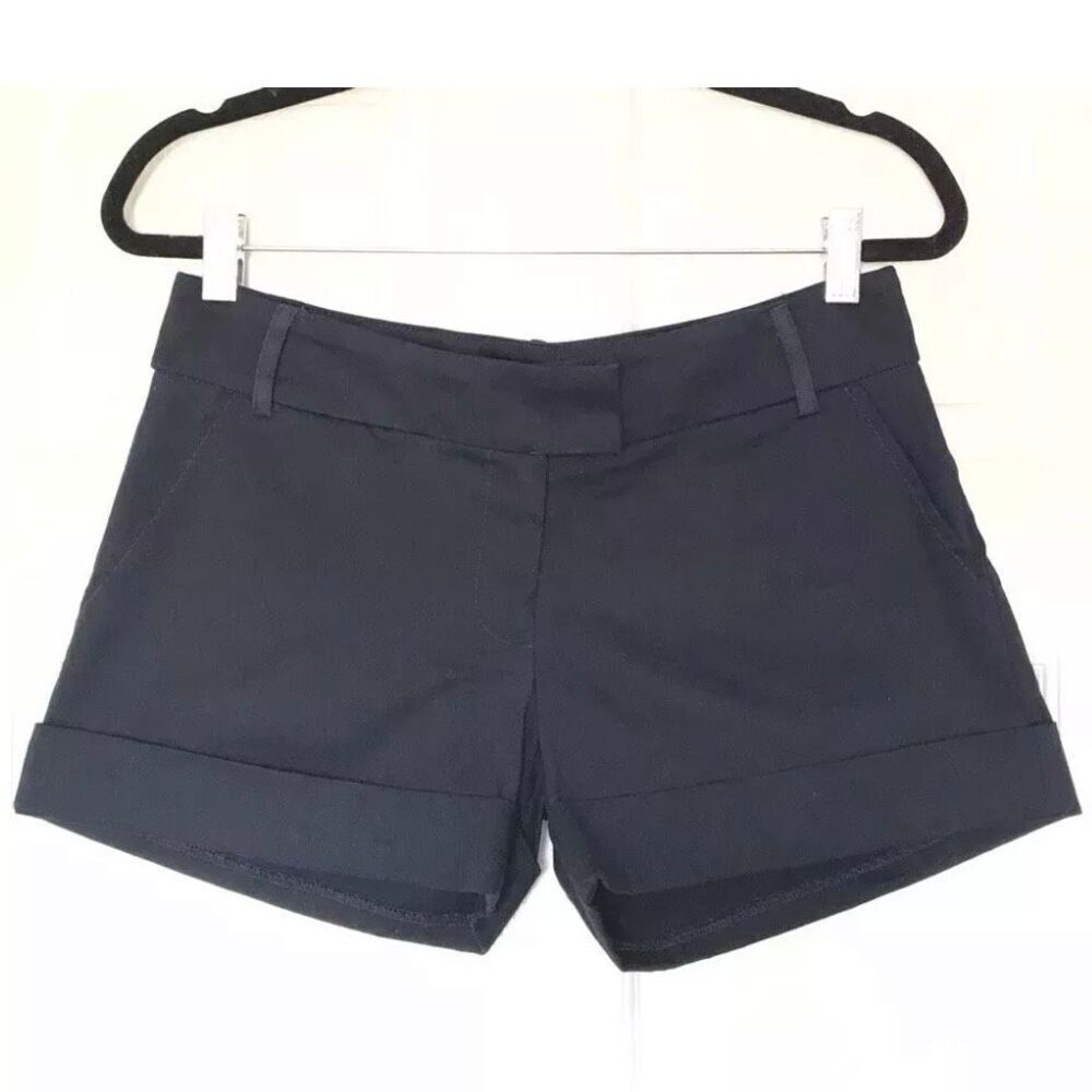Necessary Objects Vintage Y2K  Sz M Women's Black Cuffed Shorts with pockets